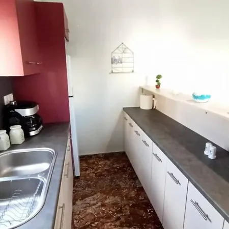 Ferienwohnung Emerald 110M2 Entire Floor Apt Steps To City'S Heart Kalamata Exterior foto