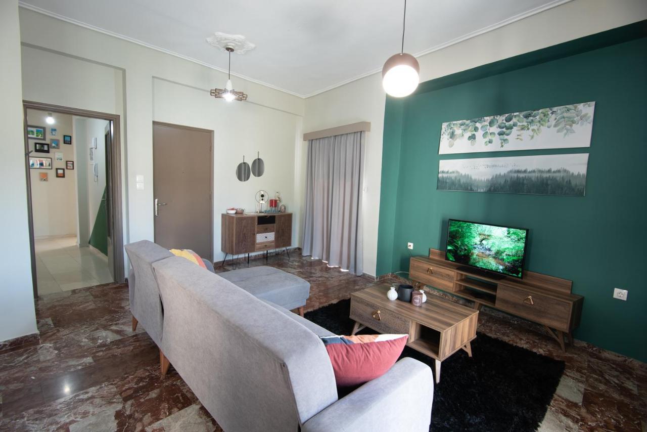 Emerald 110m2 Entire Floor Apt Steps To City's Heart * Kalamata