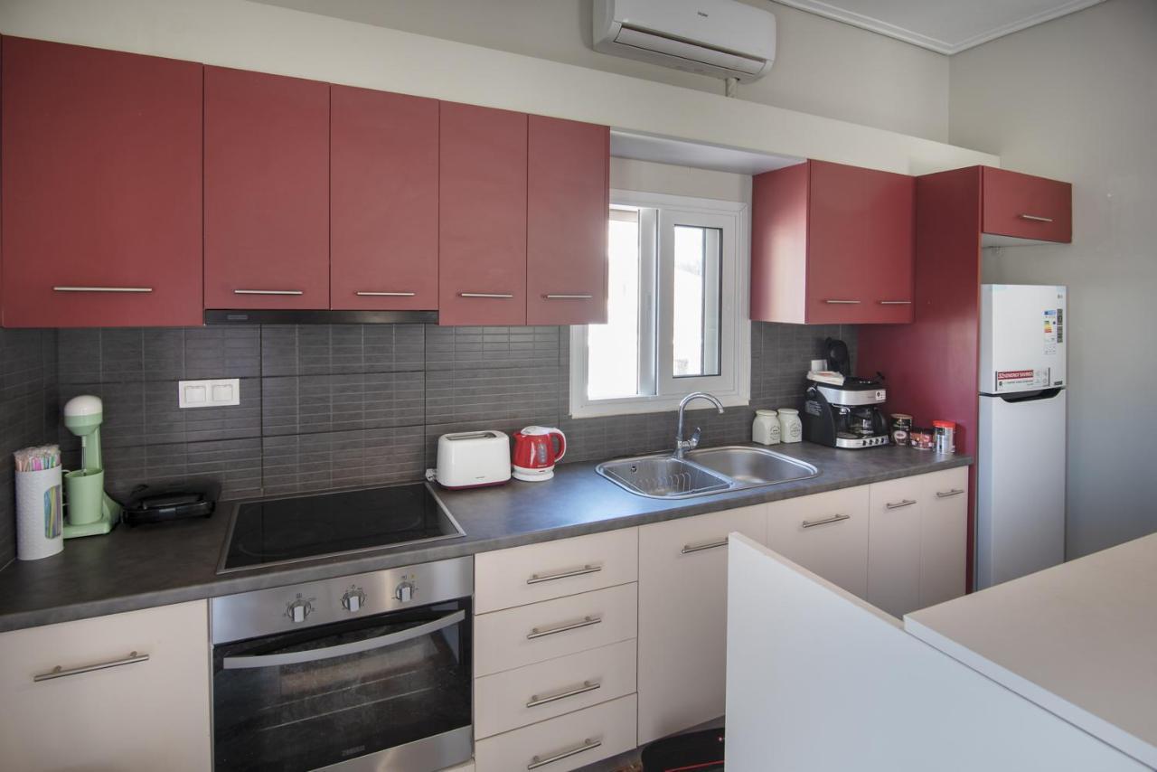Emerald 110m2 Entire Floor Apt Steps To City's Heart Kalamata