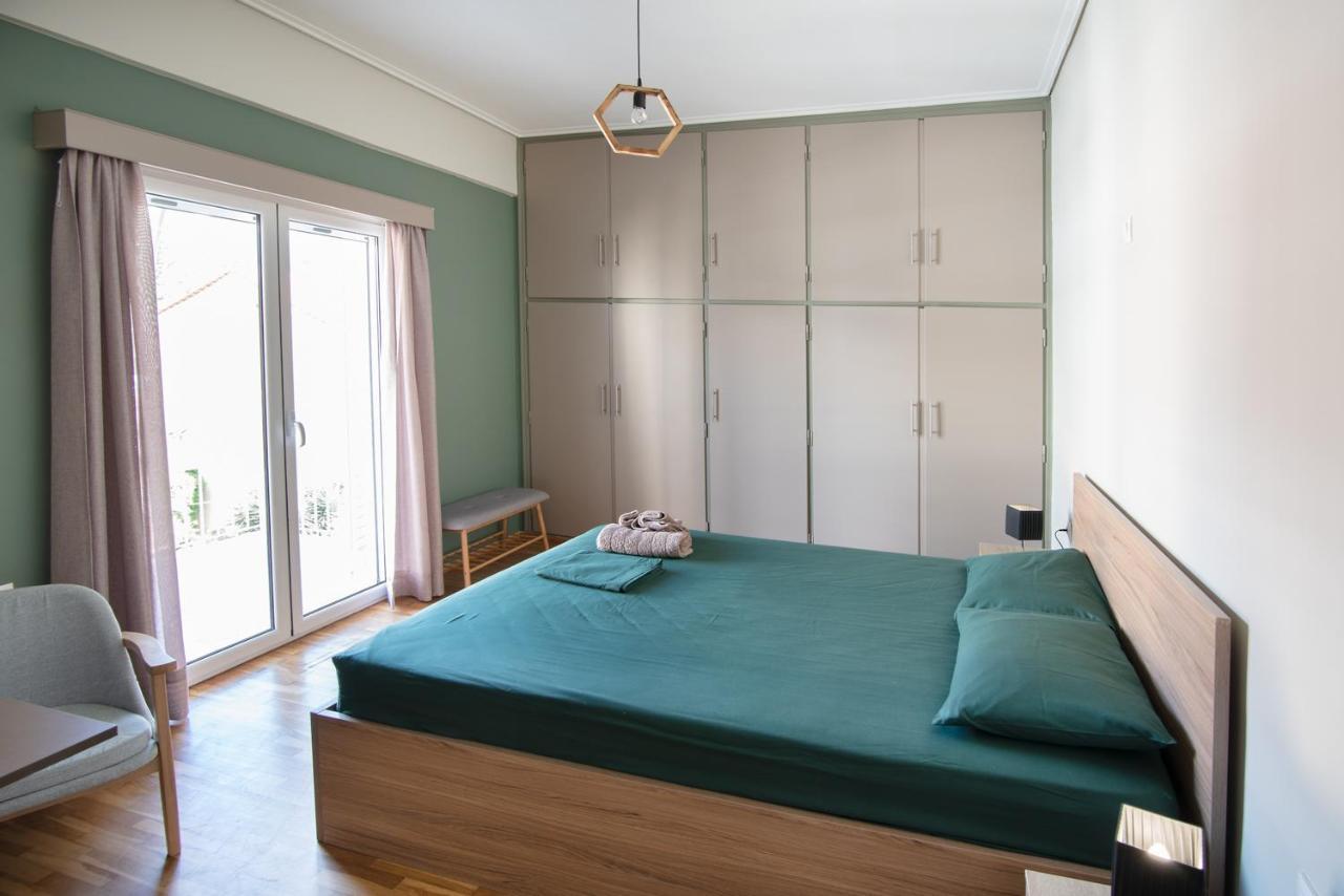 Emerald 110m2 Entire Floor Apt Steps To City's Heart Kalamata